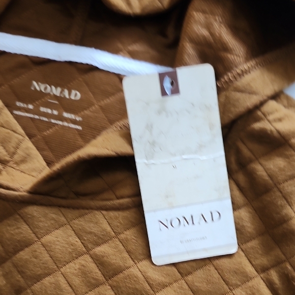 Nomad Women's Quilted Brown Hoodie - Picture 3 of 4